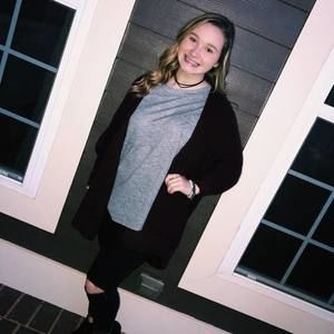 Meet your Posher, Lizzie